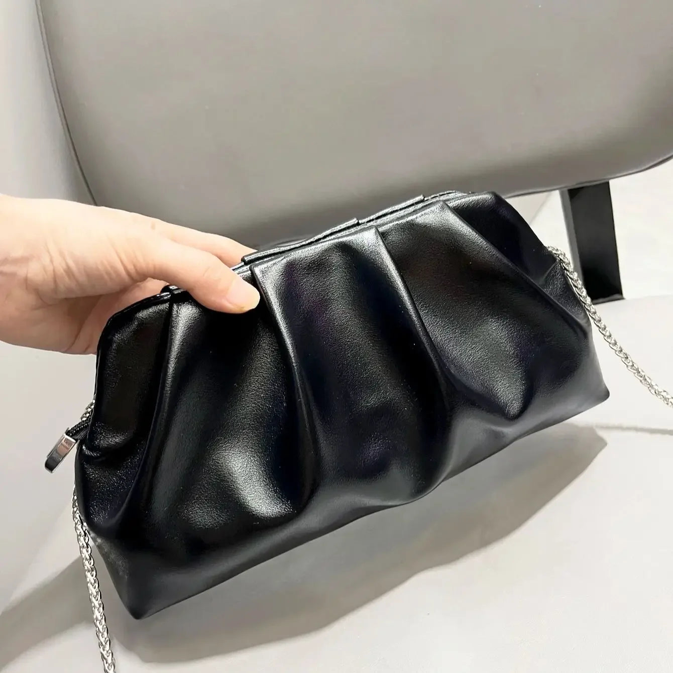 BELLA SHELL CLUTCH & SHOULDER BAG – EVENING ELEGANCE - Velmari